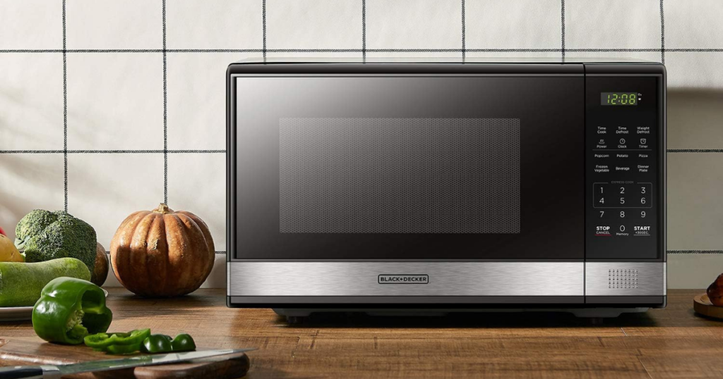 BLACK+DECKER EM031MB11 Digital Microwave Oven