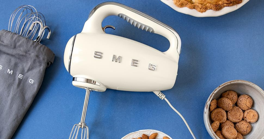 Smeg Red 50's Retro Style Electric Hand Mixer